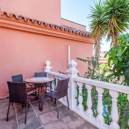 9 Pax Close To Puerto Banus Marbella