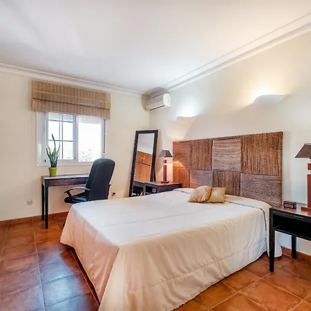 9 Pax Close To Puerto Banus Villa *