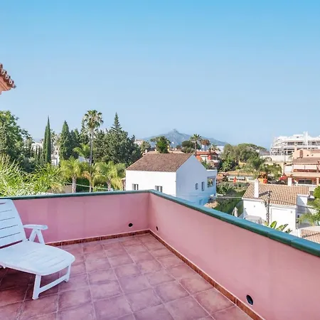 9 Pax Close To Puerto Banus Marbella