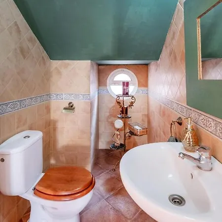 9 Pax Close To Puerto Banus Villa *